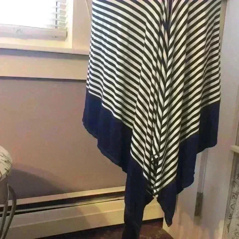 Max Studio dress - Picture 2 of 5